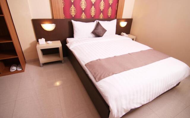 玛琅达勒姆阿梗高级宾馆(Dalem Ageng Premium Guest House Malang)