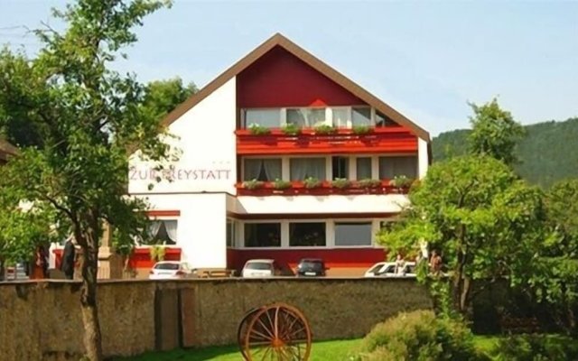 Privathotel - Garni - Pension zur Freystatt am Wasserschloss