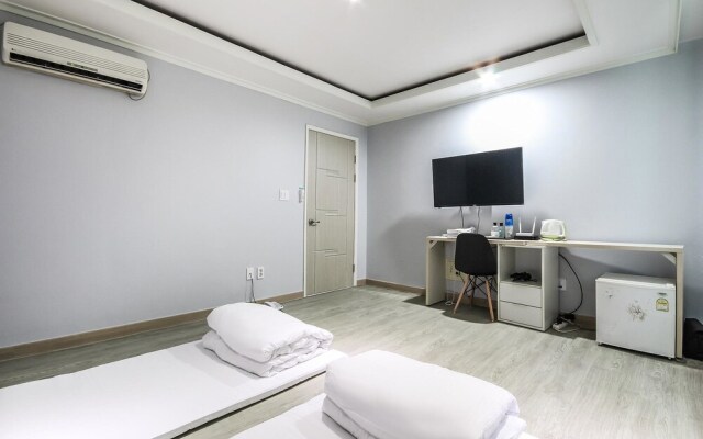 Rapport Hotel Sacheon