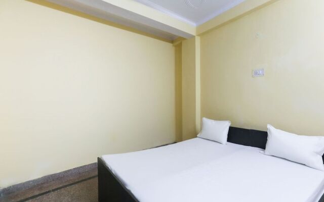 Spot on 61003 Kailash Dham