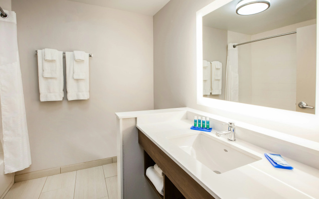 Holiday Inn Express Hotel & Suites Murray by IHG