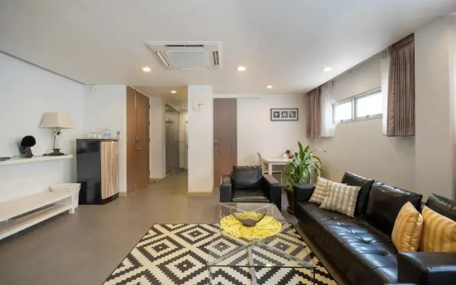 Capital O OYO 737 Beyond Suite Rama8