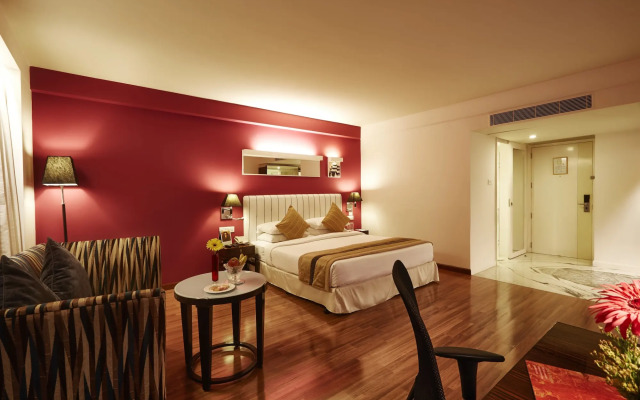 Vivanta Vijayawada, MG Road