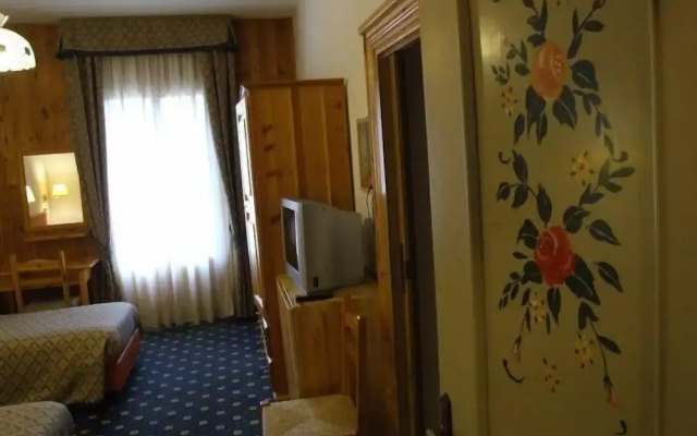 Hotel Cimone