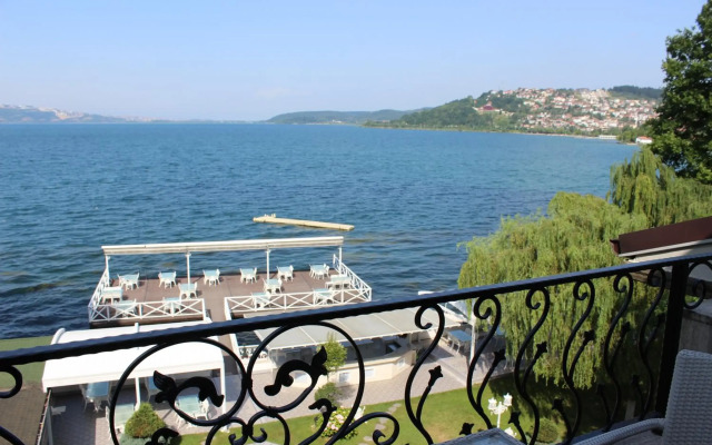 Lale Hotel