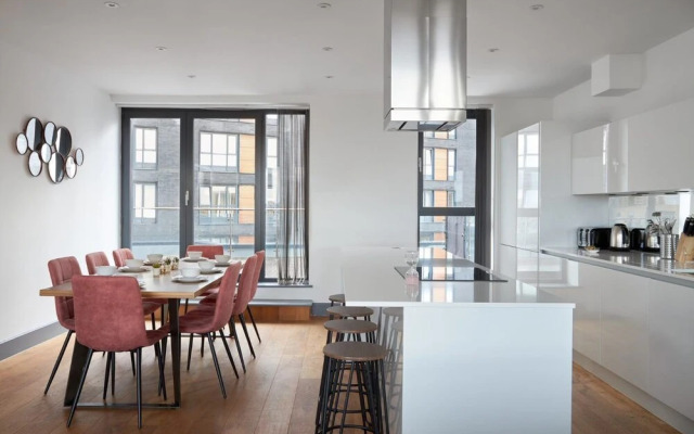 Canning Town by Viridian Apartments