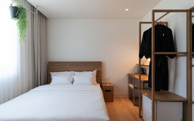 Chuncheon Hey Hotel