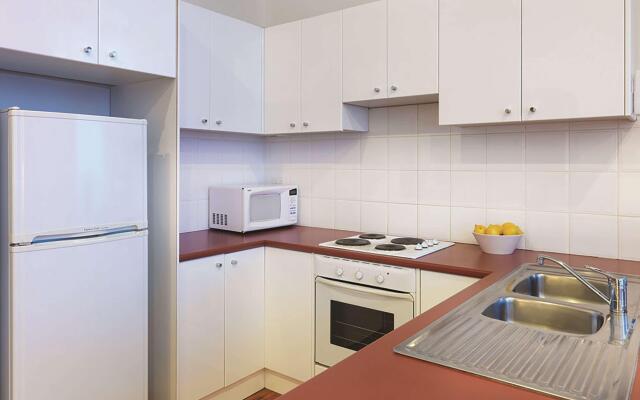 Adina Apartment Hotel Melbourne on Flinders