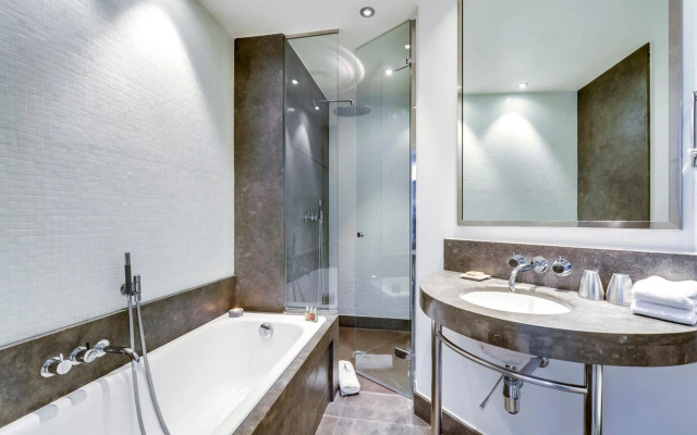 Hotel Le A