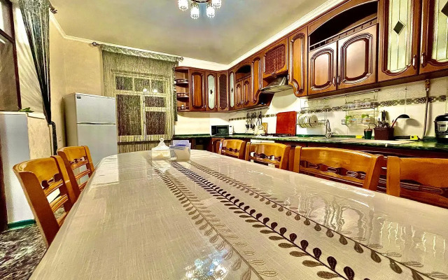 Дом на переулке Буачидзе 2