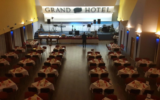 Grand Hotel