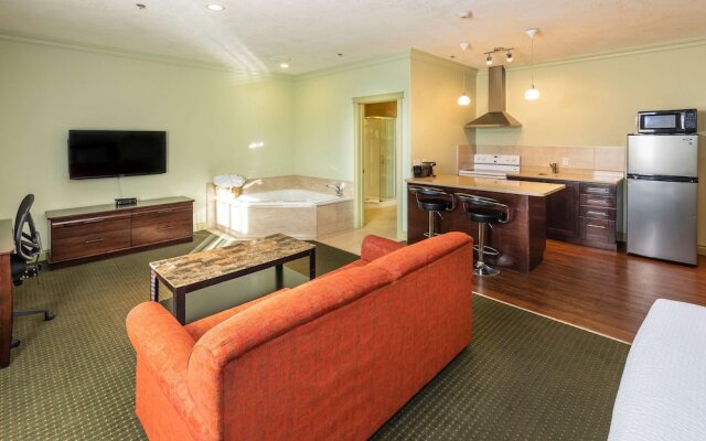 Days Inn & Suites Whitecourt