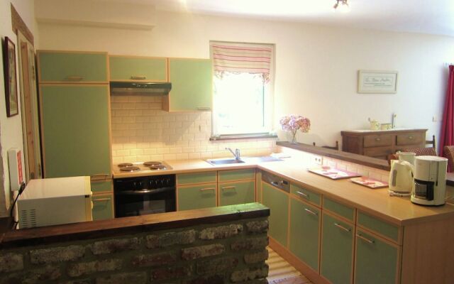 Cozy Chalet in Bohan Near Forest