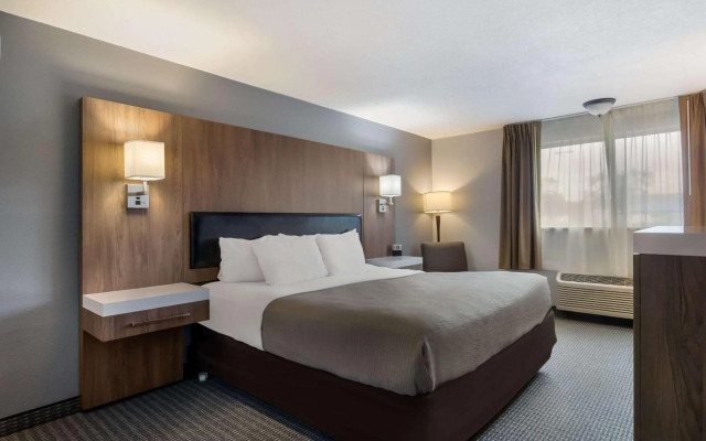 Quality Inn & Suites Silverdale Bangor - Keyport
