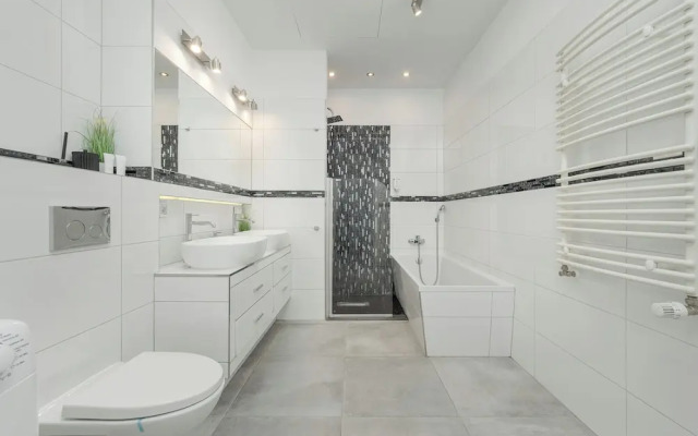 Luxury Apartment by Renters Prestige
