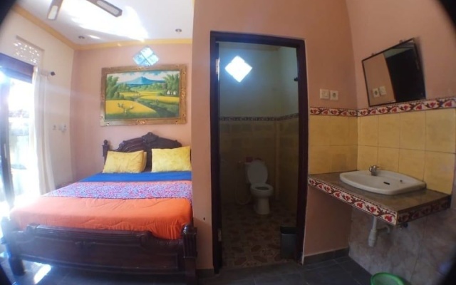 Amel Homestay – Guest Rooms – Ubud