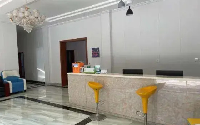 Longteng Hotel (Chengdu Shuangliu Square Branch)