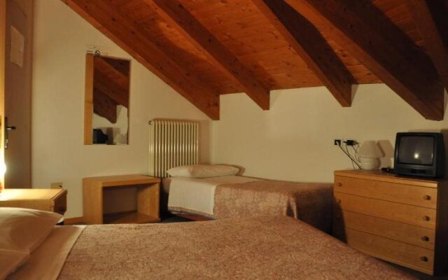 Hotel Ideal