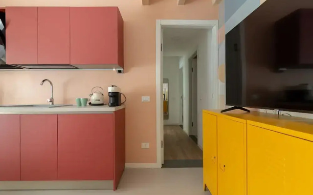 w Stylish 2BR Near Navigli City Landmarks