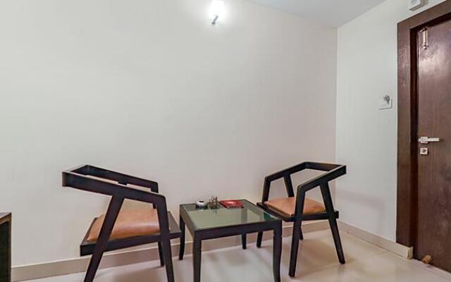 Fabhotel Nera Regency