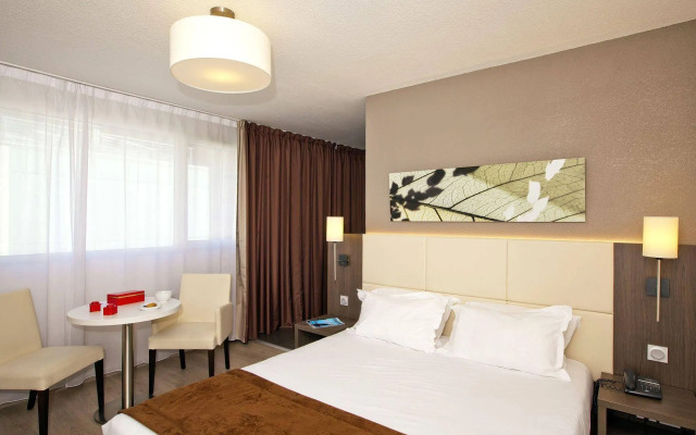 Sejours & Affaires Paris Davout Hotel