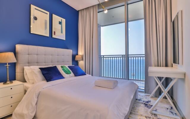 Luxury Marina View 2BR Flats Dubai by Belvilla