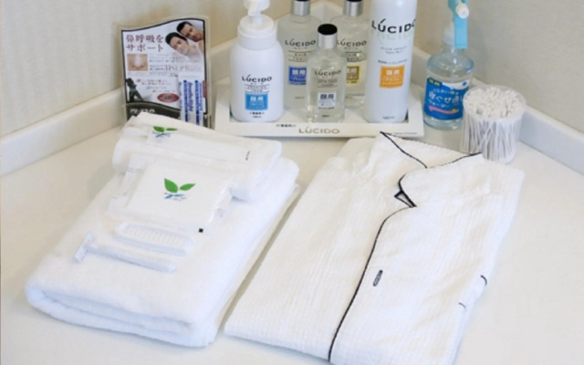 HEARTS Capsule Hotel & Spa Nakasu (Male Only)