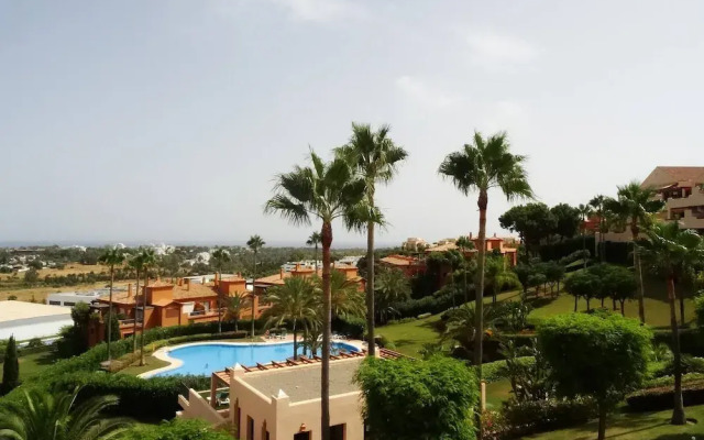 Beautiful Flat Near Golf Courses With sea Views