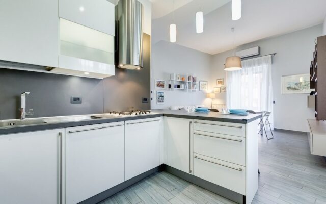 Exclusive 2bed Apt With AC by Vatican Wall