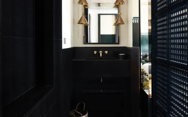 Monsieur George Hotel & Spa – Champs Elysées