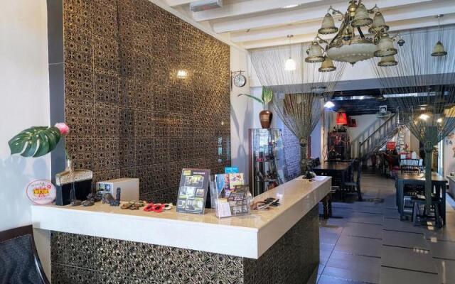 Lekiu House by ZUZU