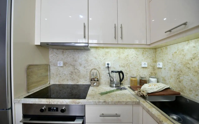 Agate Hydra luxury apartment