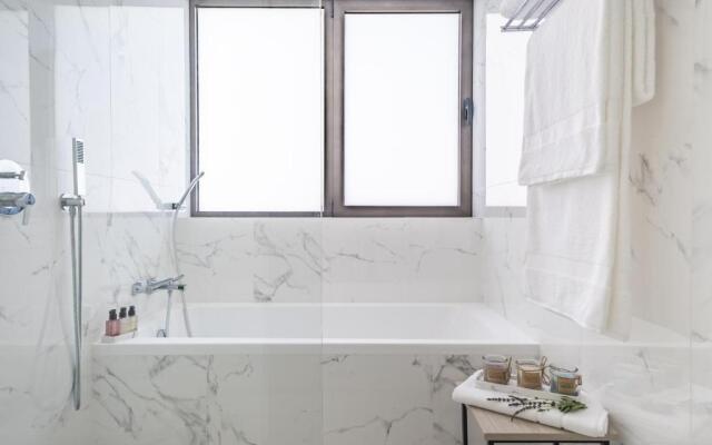 Maha Ajuda1 by ALMA Holiday Rentals