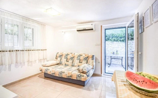 Ennio - 100m From the Beach - A3 Žuti