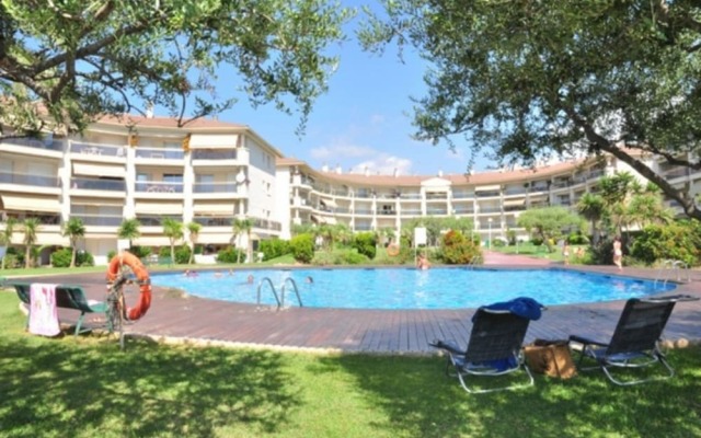 Apartamento Vista a la Piscina Para 6 Personas en Cambrils