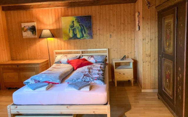 Szilvias Bergwiesenblick - Emmetten ganze Etage - 4 Zimmer – Guest Rooms – Emmetten