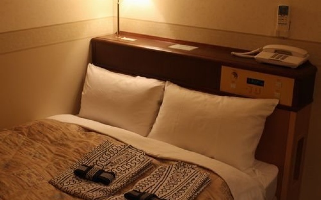 Royal Inn Kokubu – Guest Rooms – Kirishima