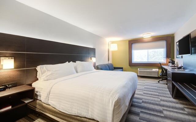 Holiday Inn Express Newberg - Wine Country, an IHG Hotel