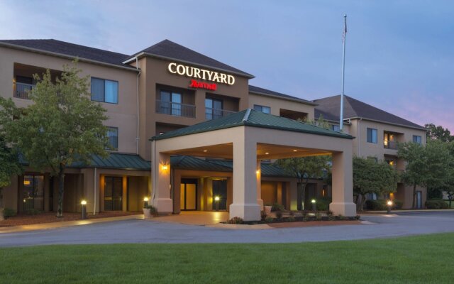 Courtyard Akron Fairlawn