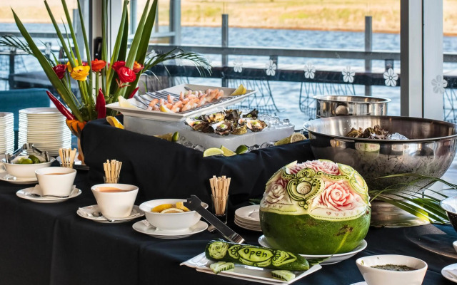 Mercure Sunshine Coast Kawana Waters