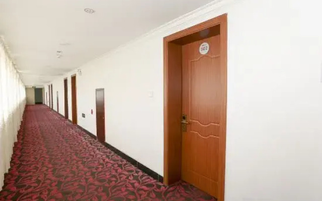 Hualian hotel (lufeng branch 2)