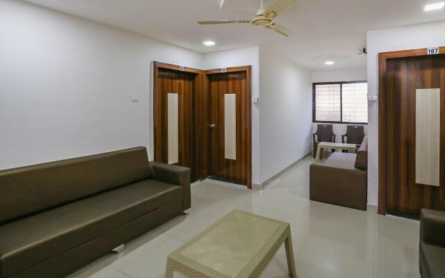 OYO Flagship 15826 Pingara Executive