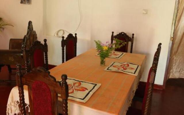 Shanthi Homestay