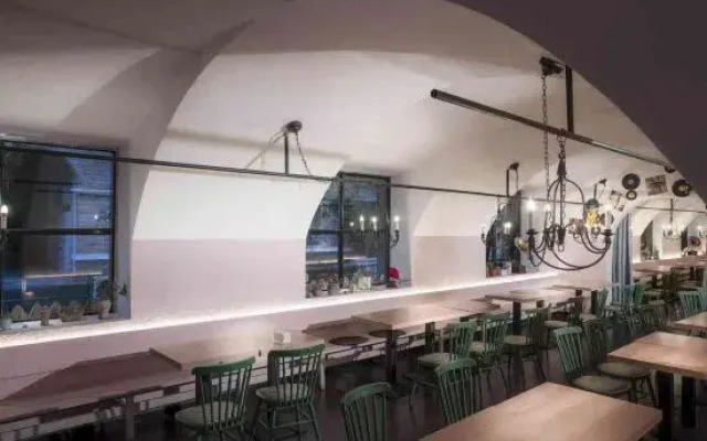 Provence Hostel