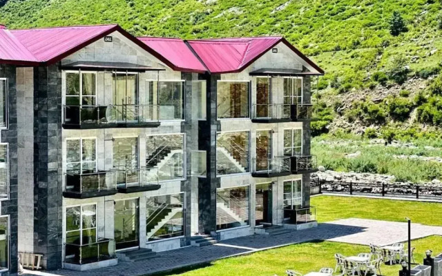 Kunhar Resort