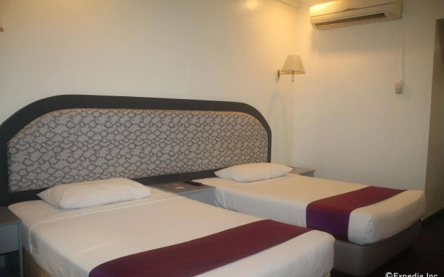 V Hotel