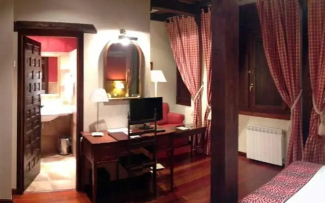 Hotel Real Monasterio de San Zoilo