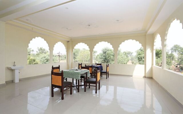 OYO 9973 Hotel Green Valley