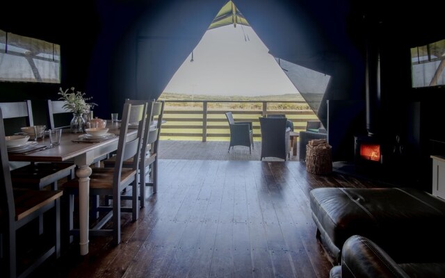 Worms Head Glamping Tent - Llangennith