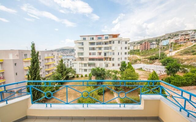 Blue Saranda Hotel